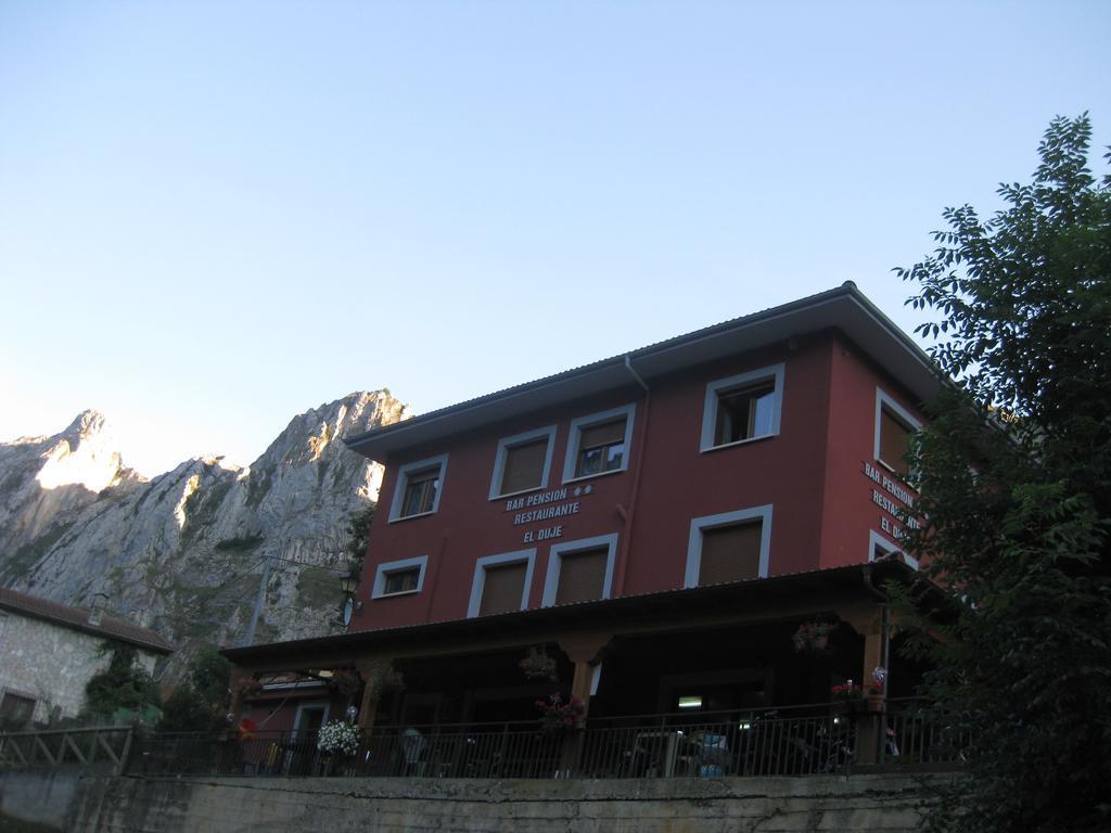 Hostal El Duje Tielve Exterior photo
