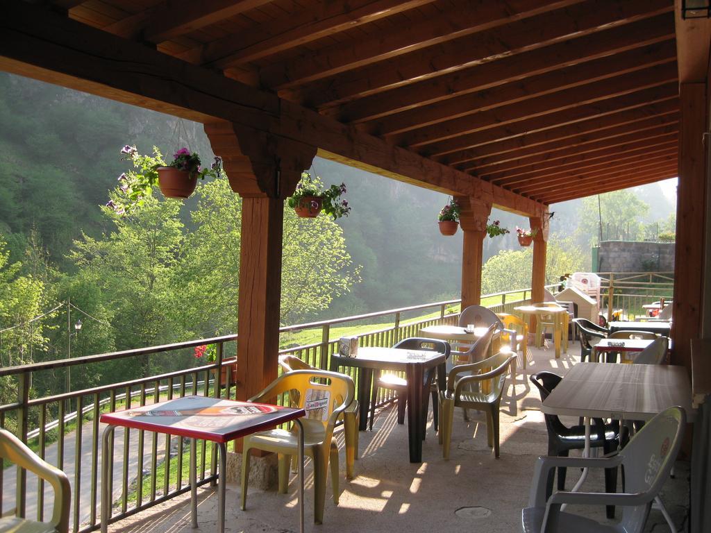 Hostal El Duje Tielve Exterior photo